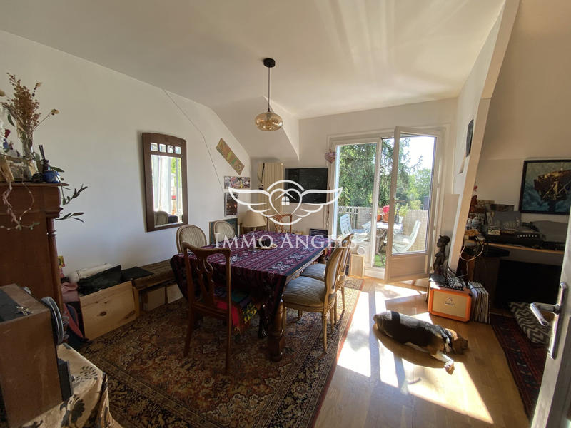 Appartement - 85 m² - 5 pièces