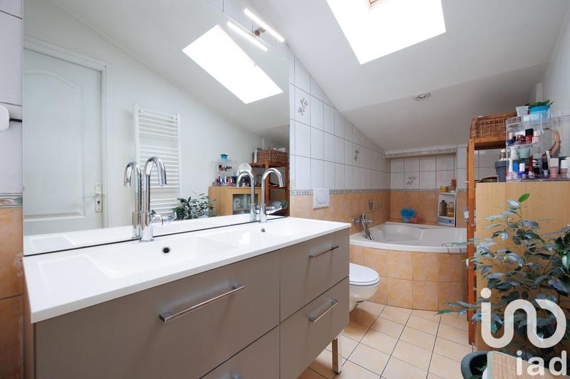 Appartement - 101 m² - 4 pièces