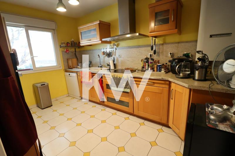 Maison - 107 m² - 5 pièces