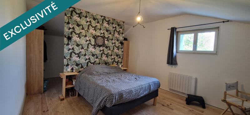 Maison - 230 m² - 6 pièces