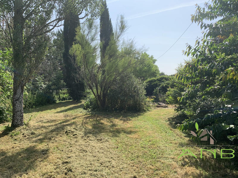 Maison - 250 m² - 13 pièces