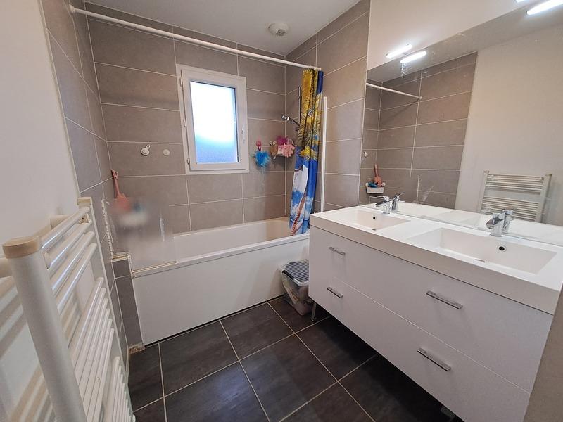 Maison - 88 m² - 5 pièces