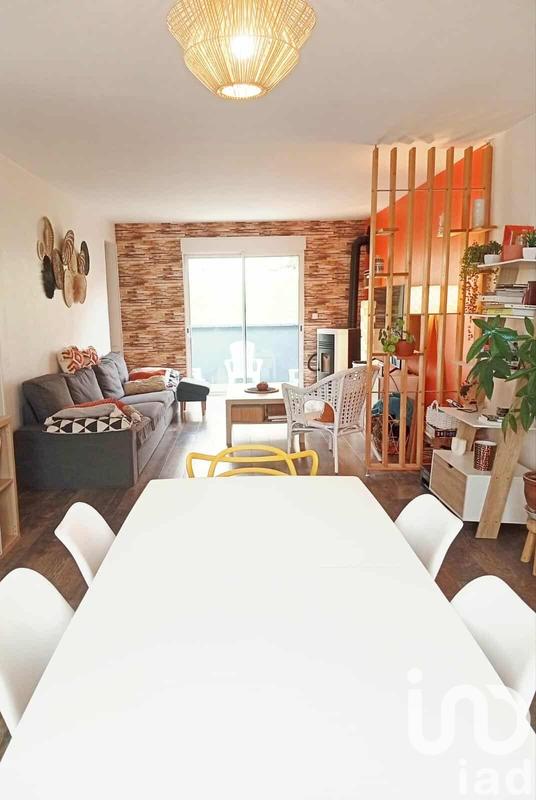 Maison - 137 m² - 6 pièces