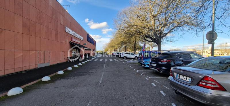 Local commercial - 396 m² - 8 pièces