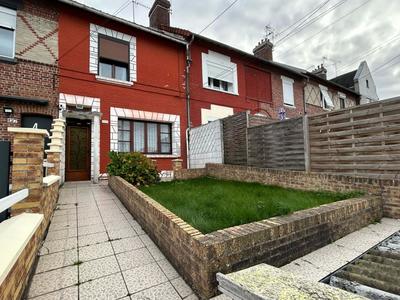 Maison - 90 m² - 3 pièces