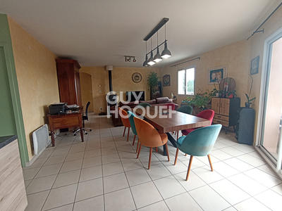 Maison - 90 m² - 4 pièces