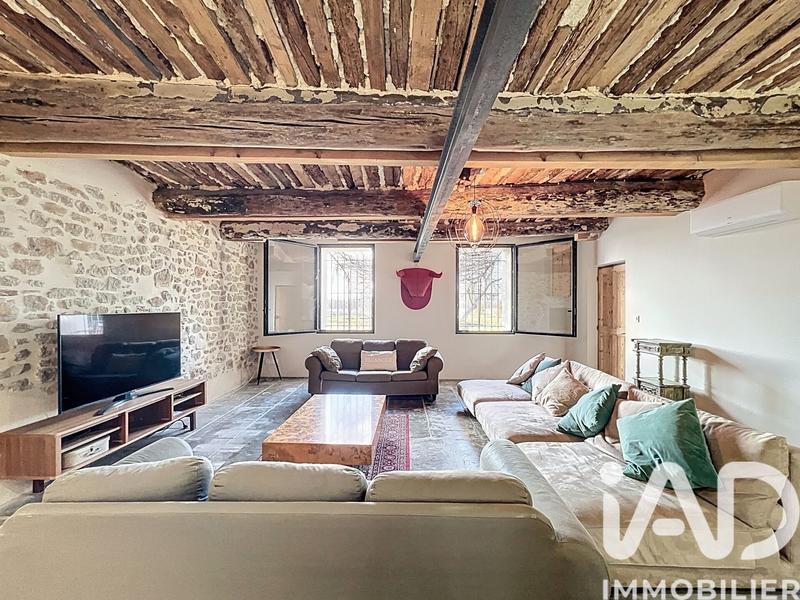 Maison - 460 m² - 13 pièces