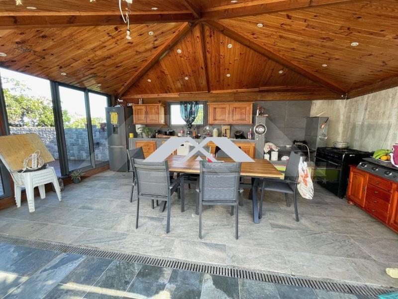 Maison - 111 m² - 4 pièces