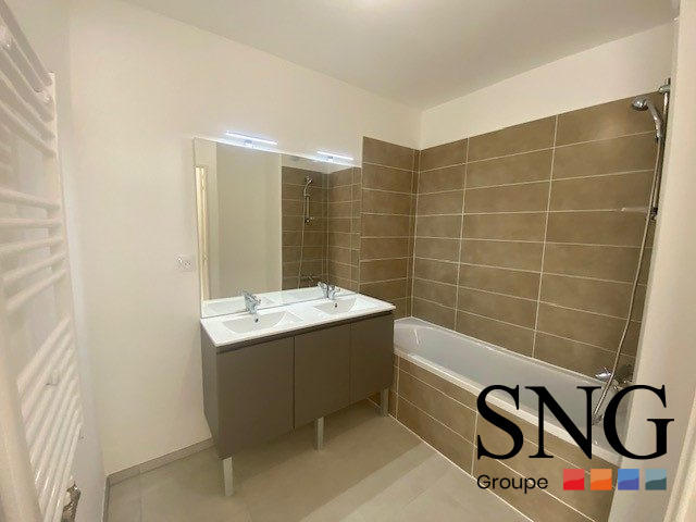 Appartement - 79 m² - 4 pièces