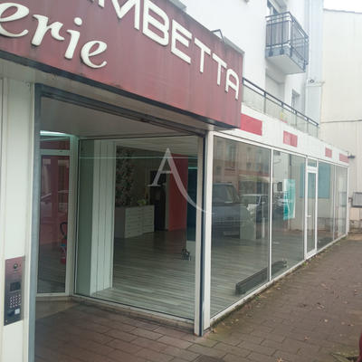 Local commercial - 75 m²