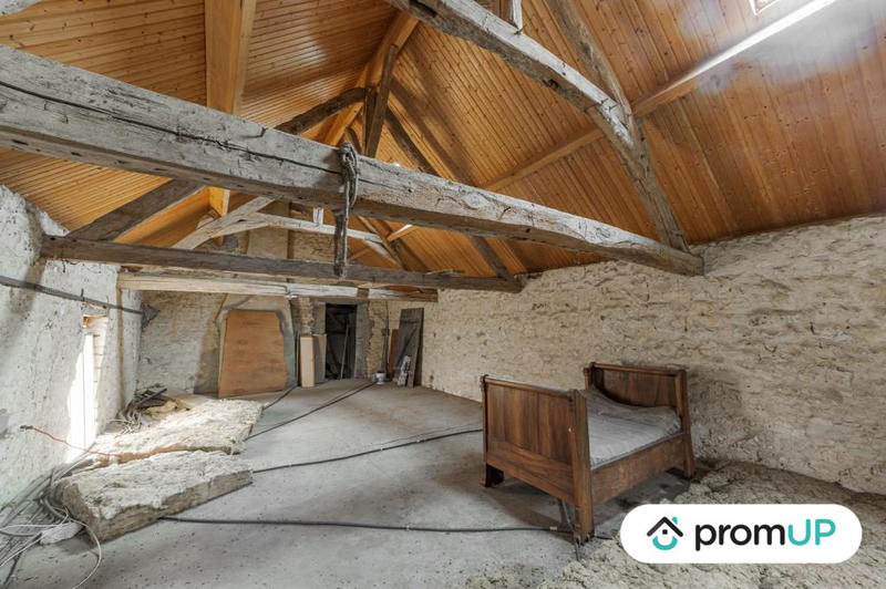 Maison ancienne - 245 m² - 10 pièces