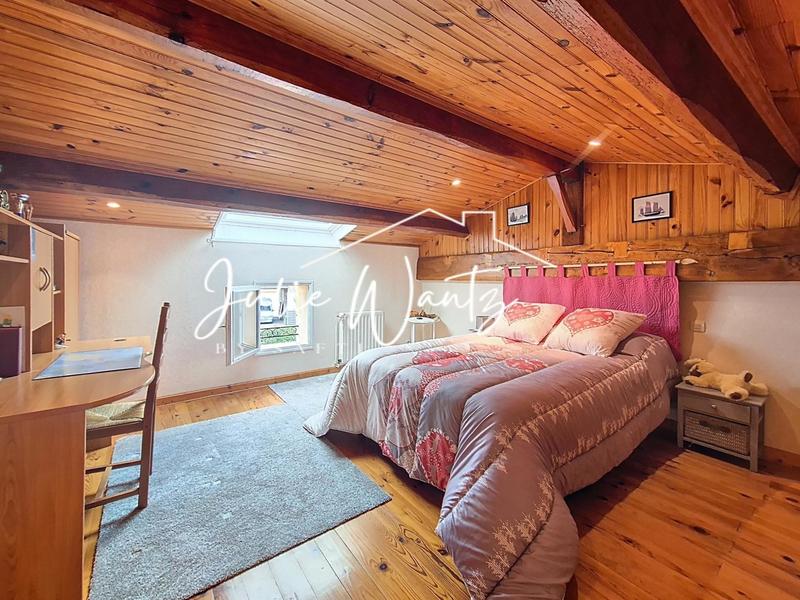 Maison - 170 m² - 6 pièces