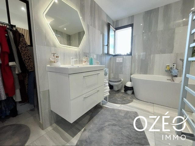 Villa - 105 m² - 5 pièces