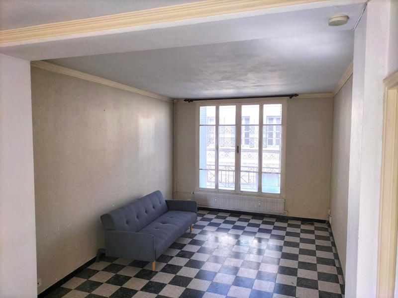 Appartement - 92 m² - 5 pièces