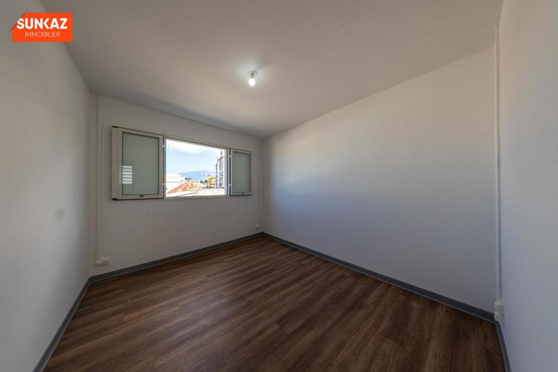 Appartement - 79 m² - 4 pièces