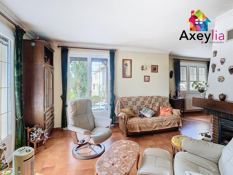 Maison - 123 m² - 7 pièces