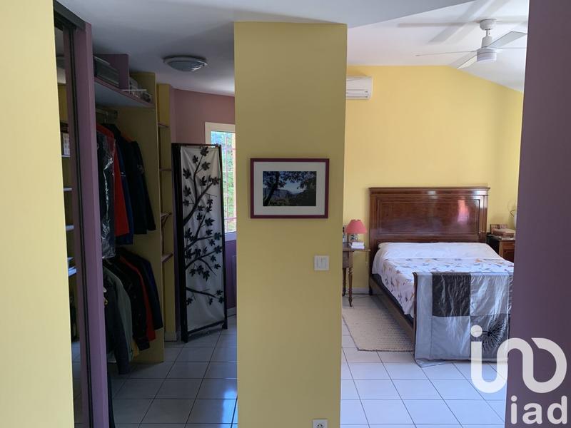 Maison de maîtres - 200 m² - 11 pièces