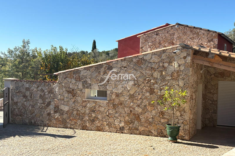 Maison - 170 m² - 8 pièces