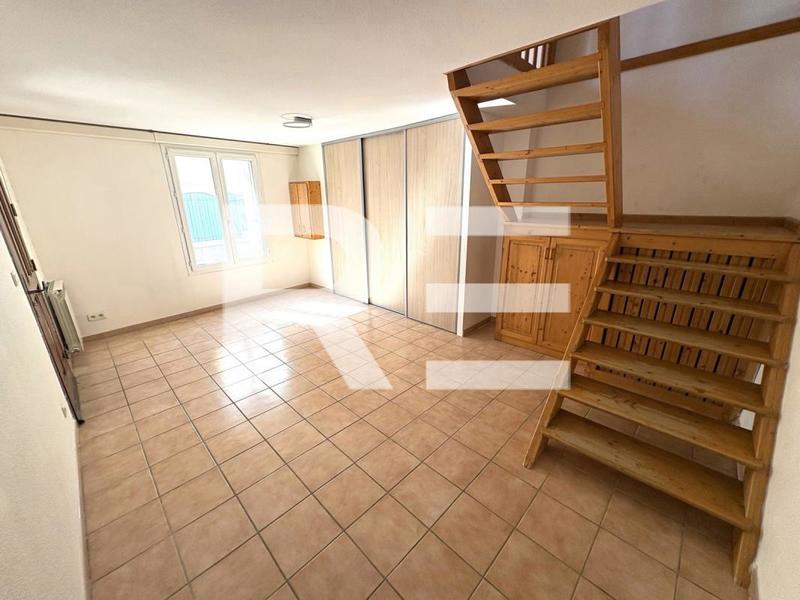 Maison - 98 m² - 5 pièces