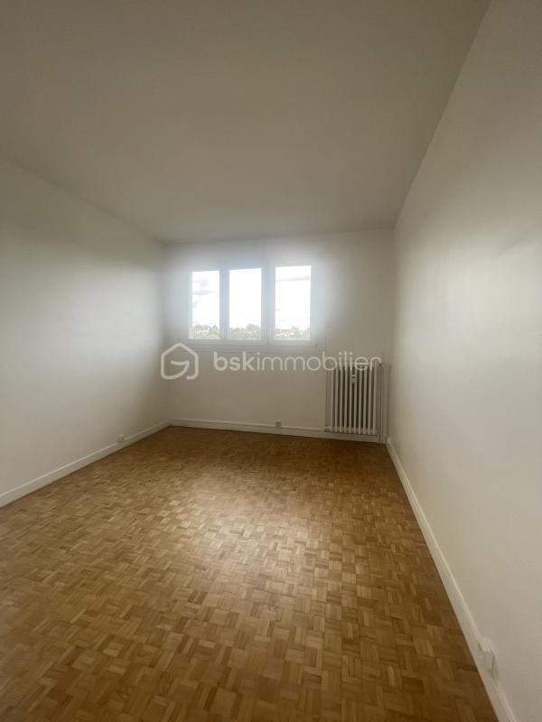 Appartement - 85 m² - 5 pièces