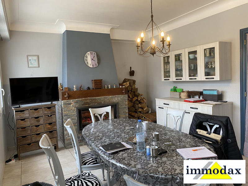 Maison - 450 m² - 10 pièces