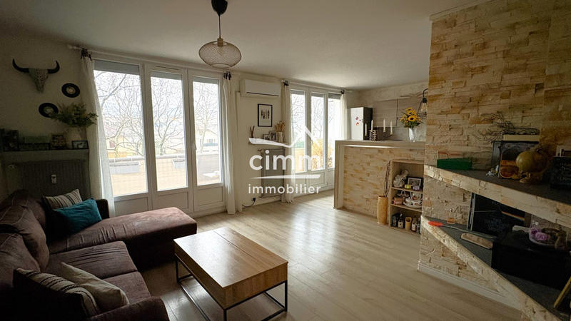 Appartement - 65 m² - 4 pièces