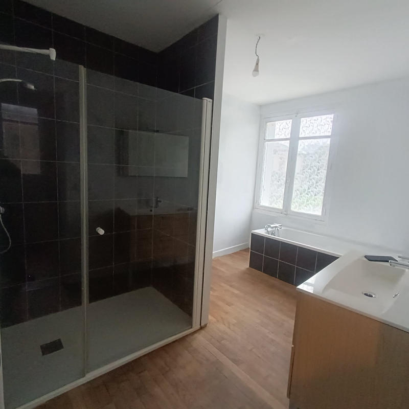 Maison de village - 100 m² - 5 pièces