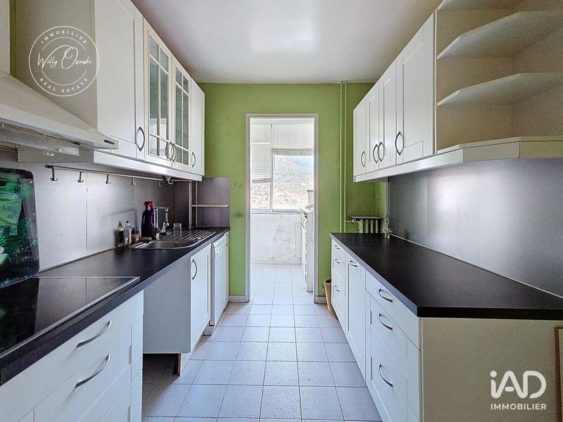 Local commercial - 100 m² - 5 pièces