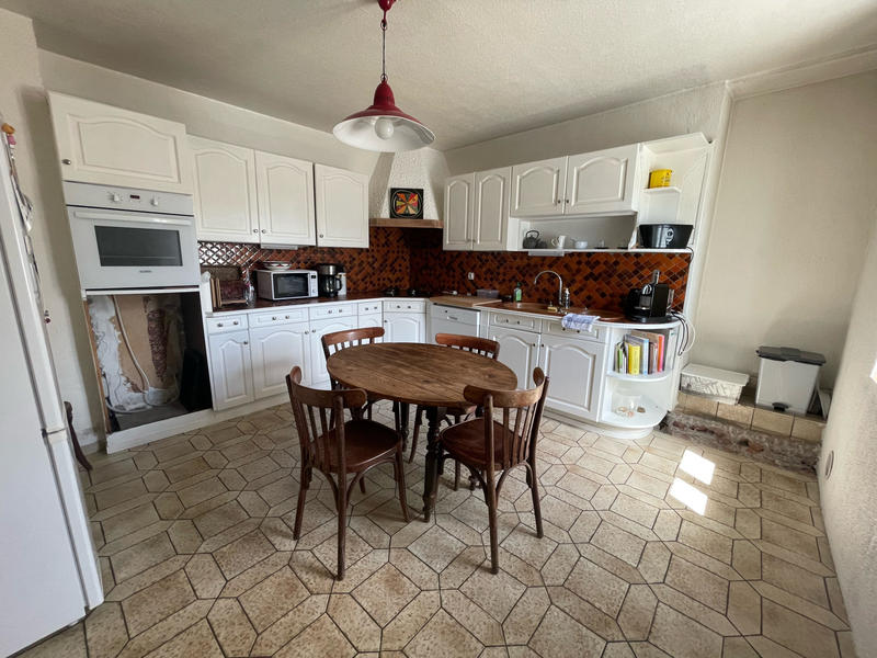 Maison - 161 m² - 8 pièces