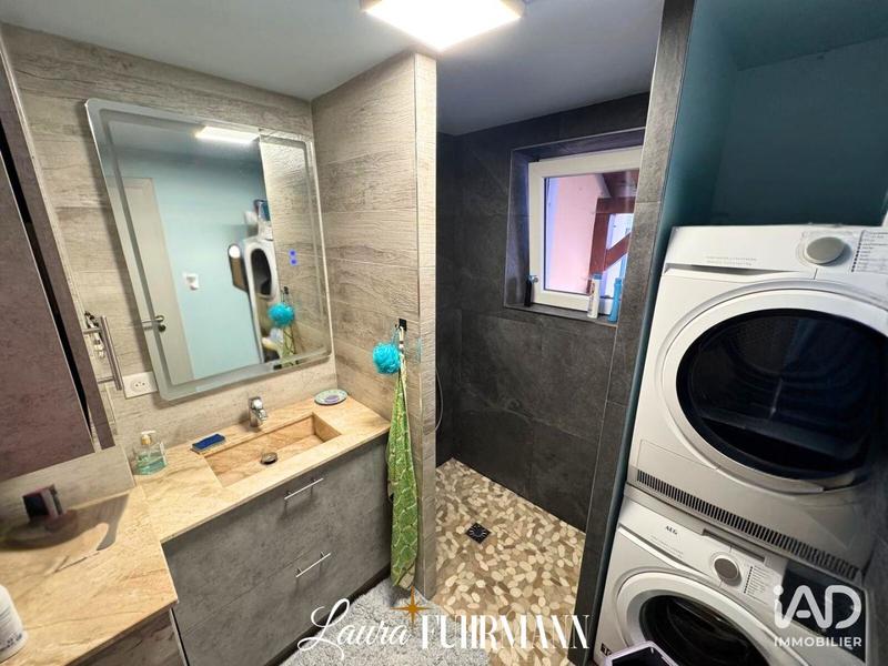 Maison - 142 m² - 3 pièces