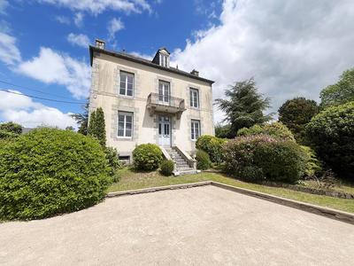 Maison - 159 m² - 6 pièces