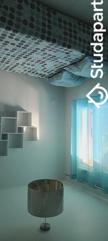 Chambre - 13 m² - 1 pièce