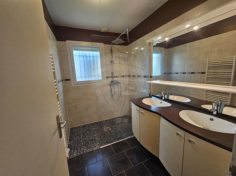 Pavillon - 116 m² - 5 pièces