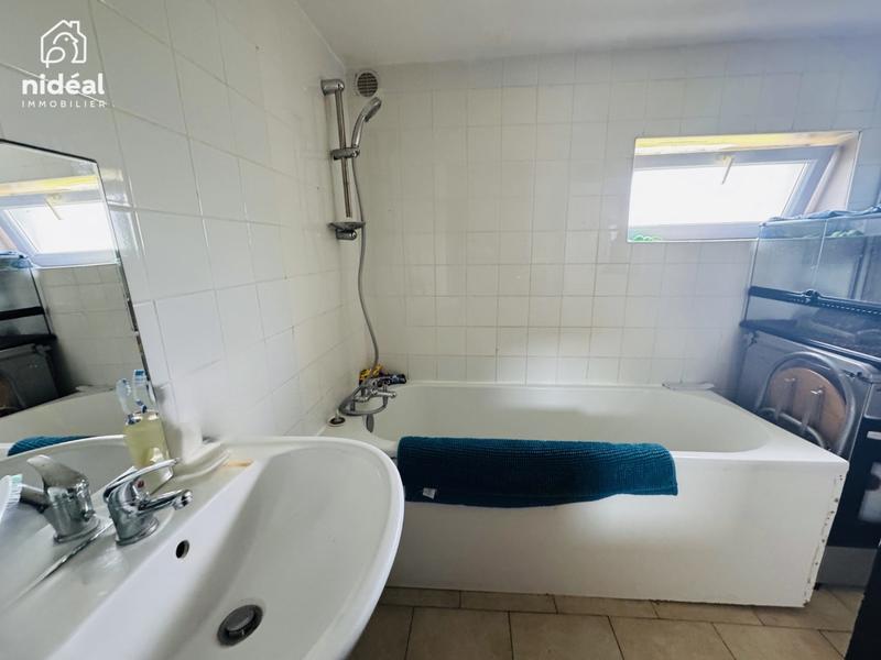 Maison - 90 m² - 3 pièces