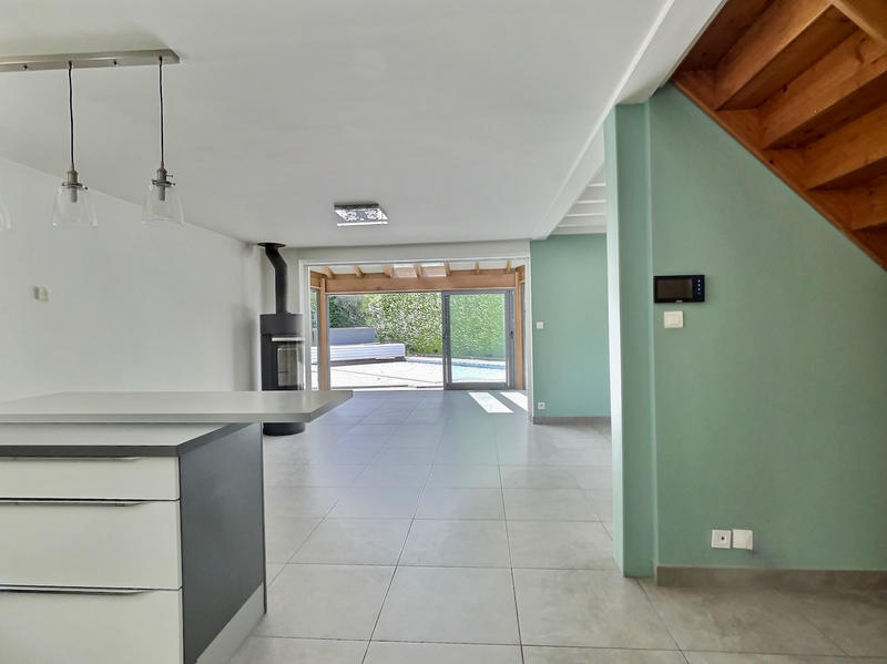 Villa - 141 m² - 6 pièces