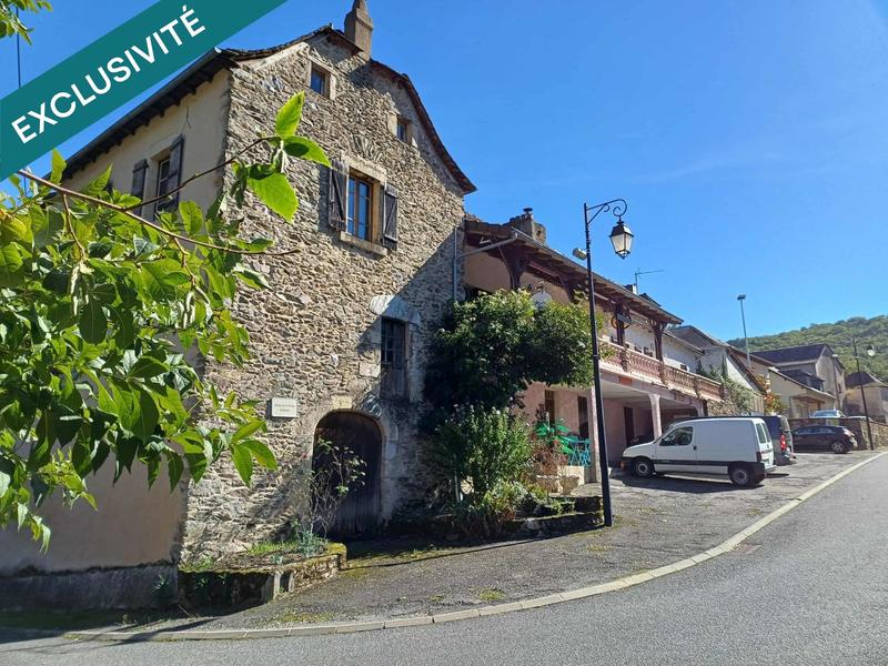 Maison - 278 m² - 10 pièces