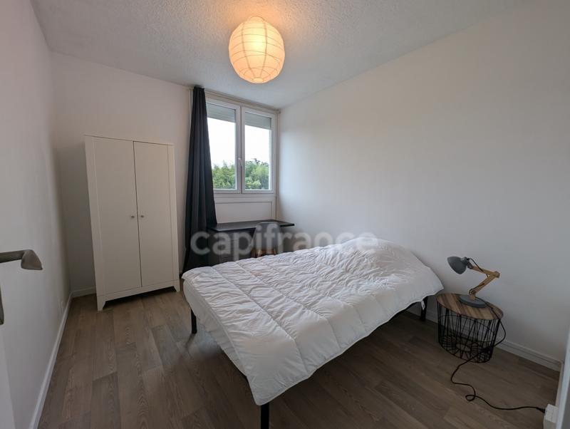 Appartement - 92 m² - 4 pièces