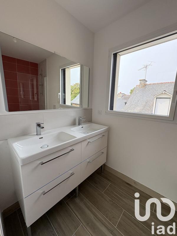 Maison - 96 m² - 4 pièces