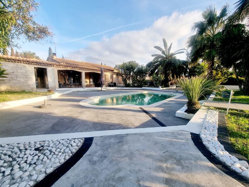 Maison - 91 m² - 6 pièces