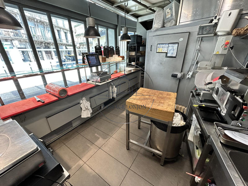 Fonds de commerce - Local commercial - 24 m²