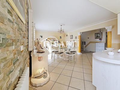 Maison - 136 m² - 7 pièces