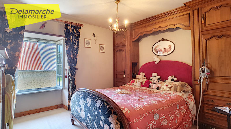 Maison - 102 m² - 5 pièces