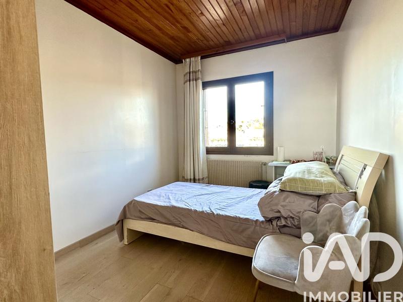 Maison - 161 m² - 8 pièces