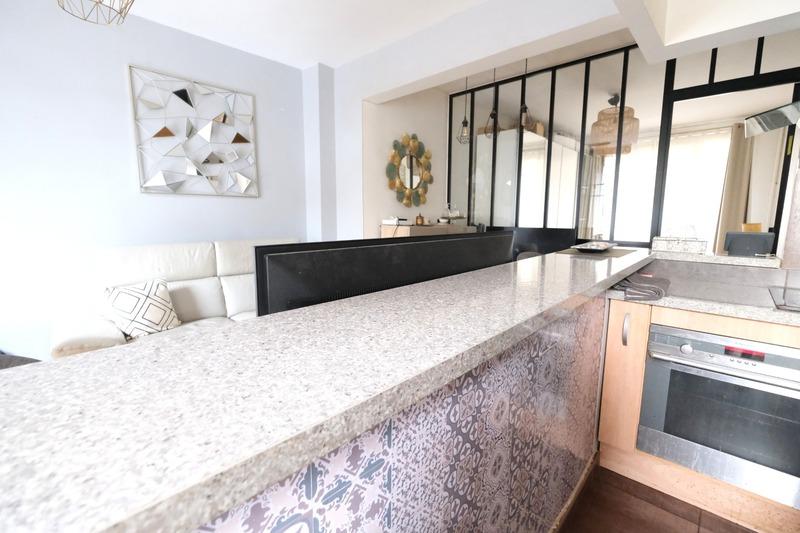 Appartement ancien - 56 m² - 3 pièces