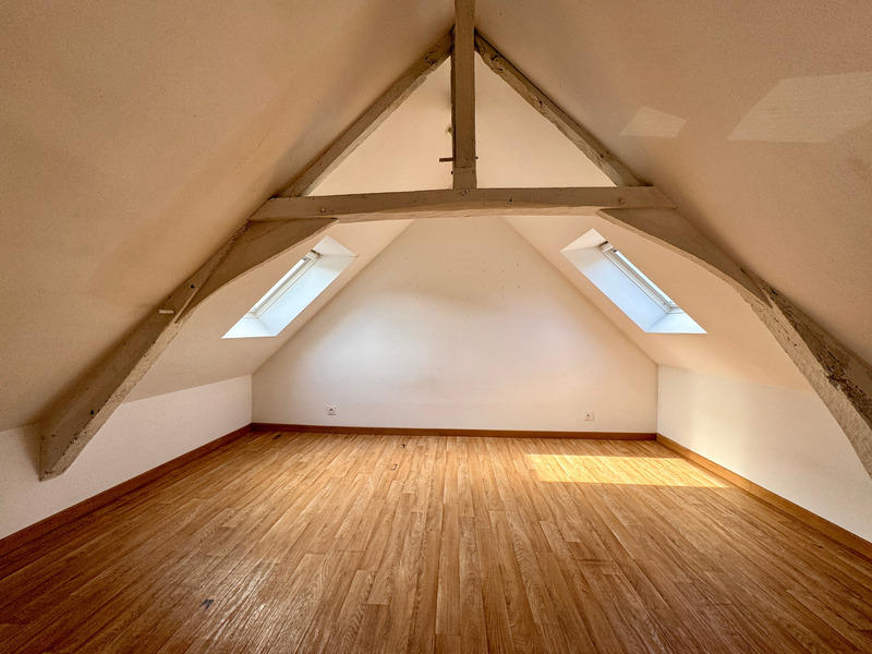 Maison - 85 m² - 3 pièces