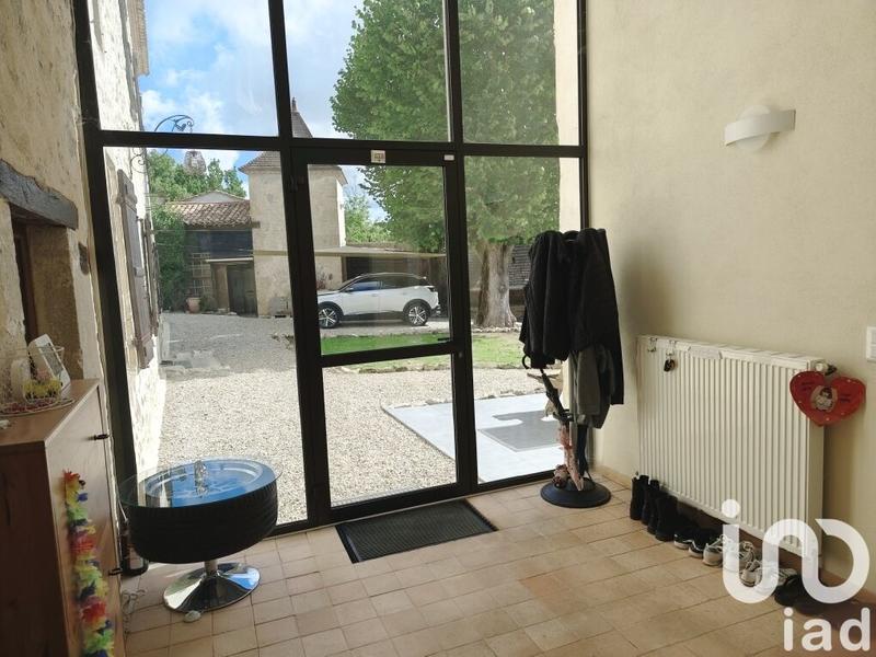 Maison - 237 m² - 7 pièces