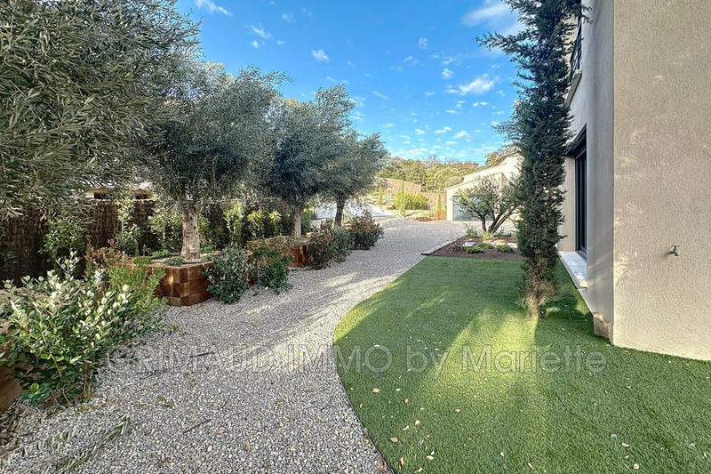 Villa - 240 m² - 5 pièces