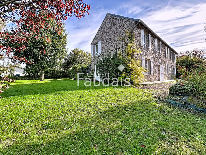 Maison - 149 m² - 7 pièces