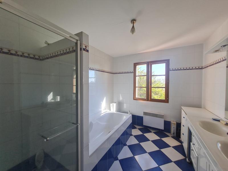 Maison - 117 m² - 4 pièces