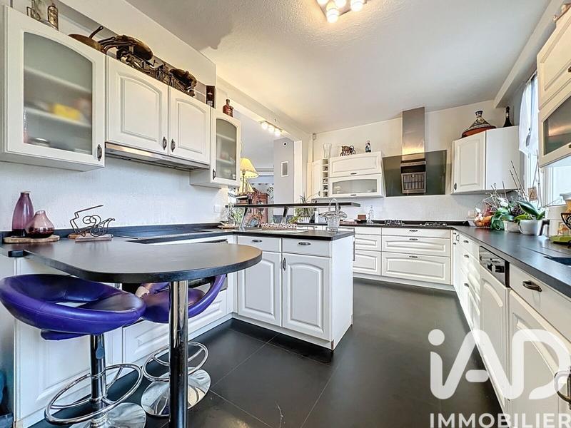 Maison - 400 m² - 10 pièces